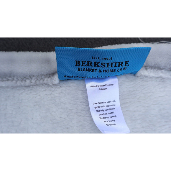 PEANUTS Snoopy Woodstock Plush Throw Blanket 60X70” Flowers Grey Super Soft - Picture 9 of 10